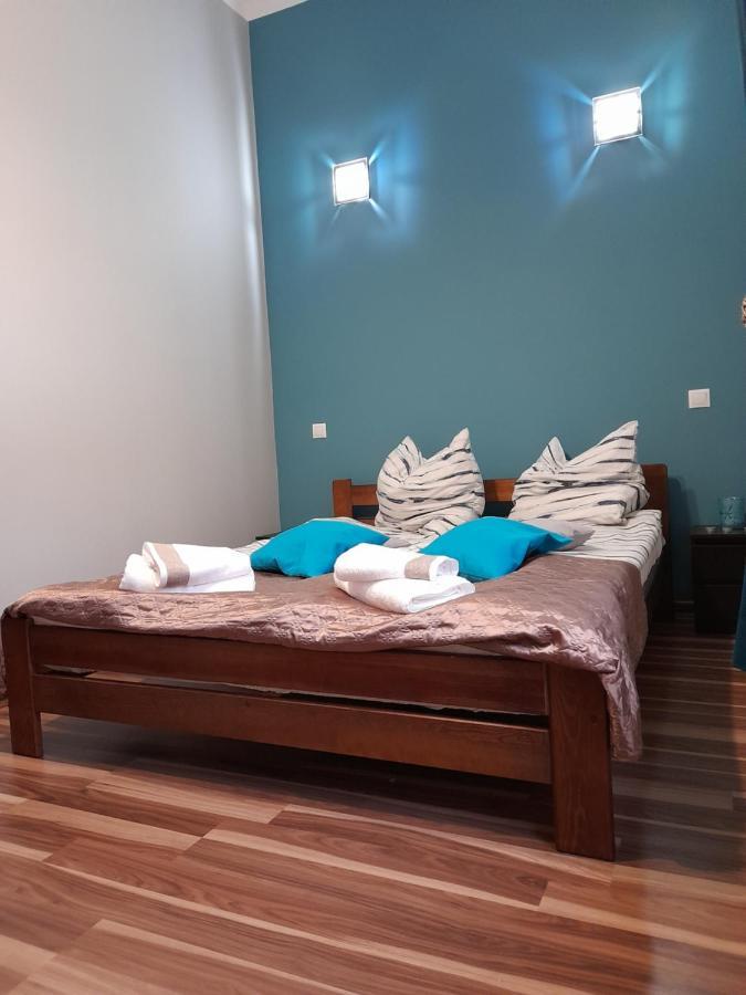 Appartement Mieszkanie Z Widokiem Na Park -Cieplice Slaskie Zdroj à Jelenia Góra Extérieur photo