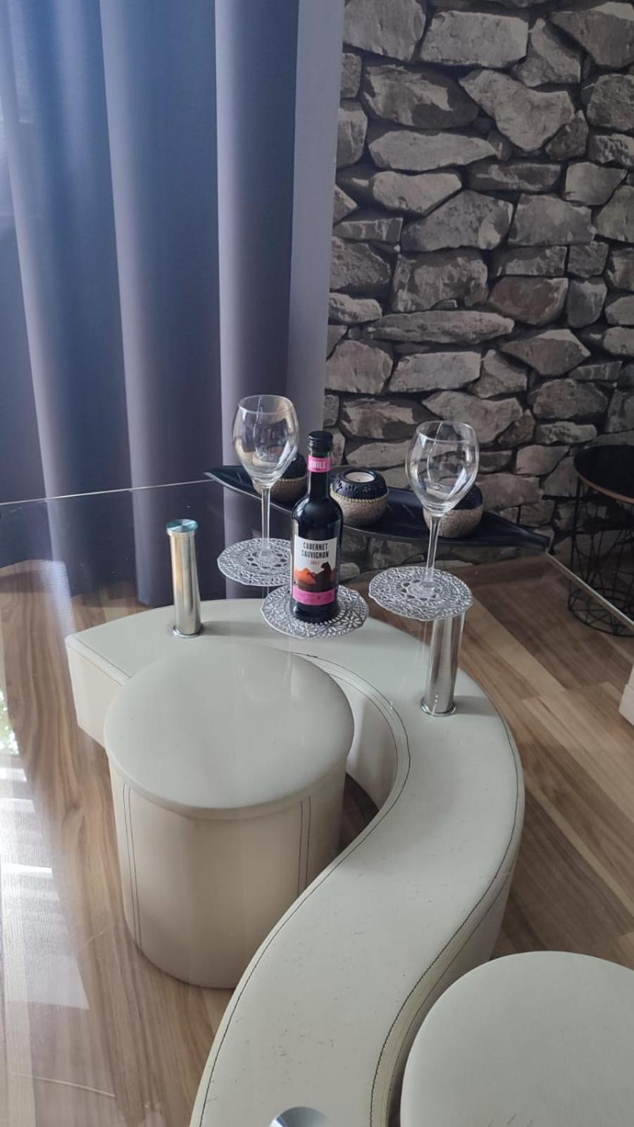 Appartement Mieszkanie Z Widokiem Na Park -Cieplice Slaskie Zdroj à Jelenia Góra Extérieur photo